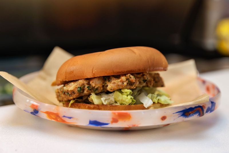 NC Soul Food Spots Loved By Locals - Decor Hint Good Hot Fish