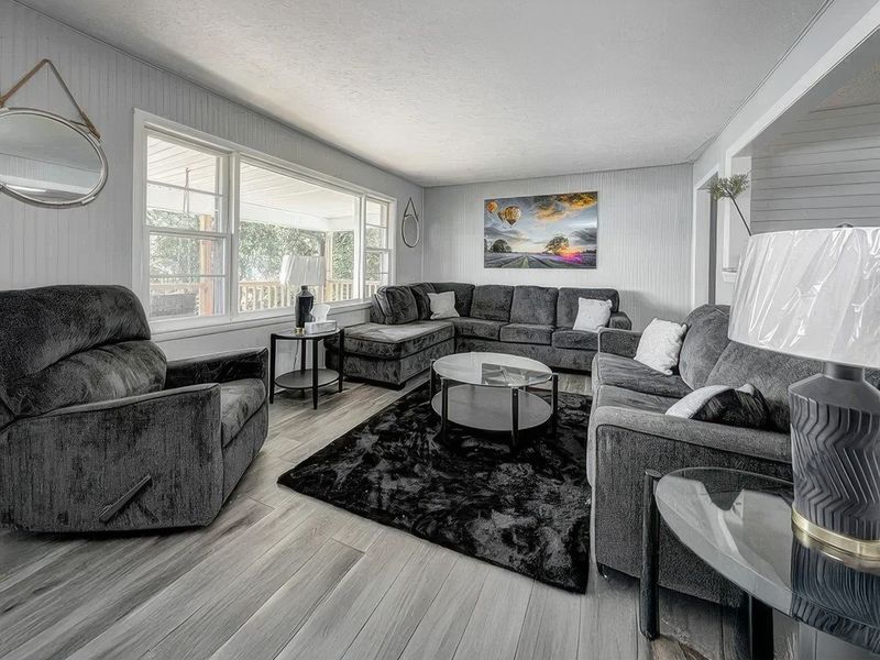 Gray Everything From Floor To Ceiling