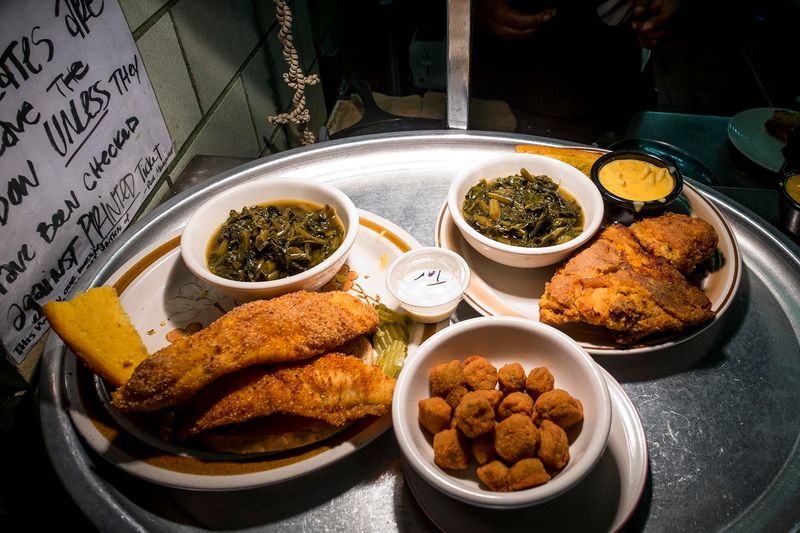 Top-Rated Nebraska Restaurants With Homey Flavor - Decor Hint Big Mama's Kitchen Soul Food Platter