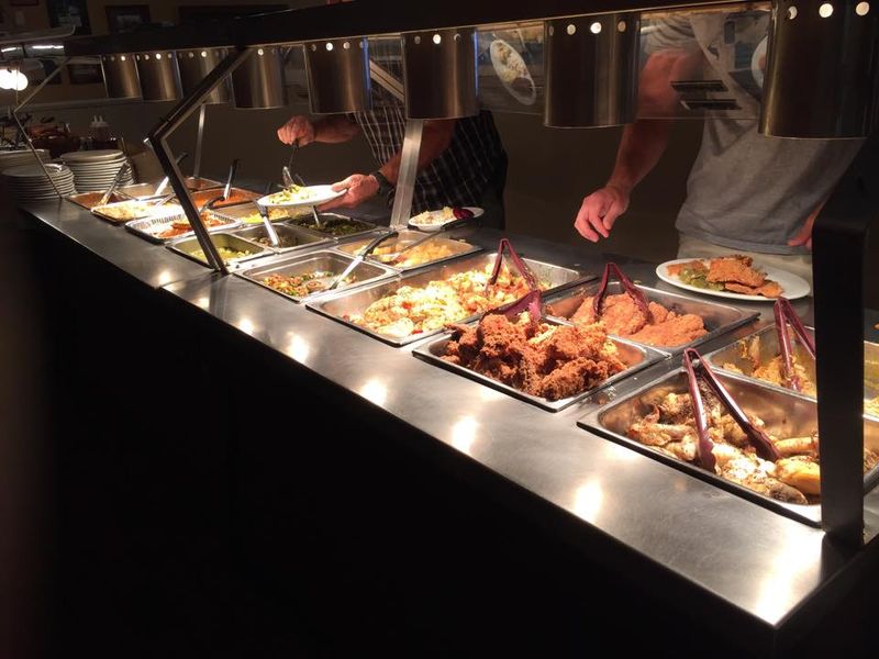 South Carolina Retro Buffets That Still Feel Like A Sunday Tradition - Decor Hint Bessinger's BBQ