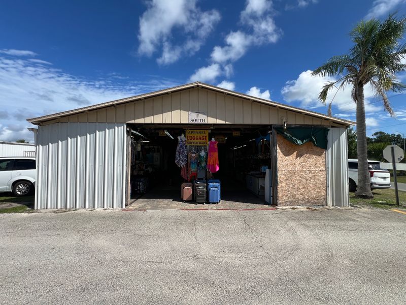 Daytona Flea & Farmers Market