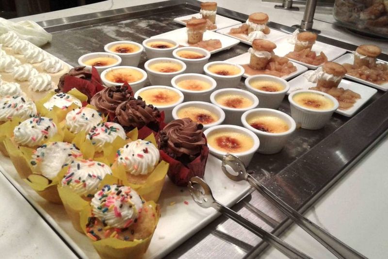 New Jersey's Most Talked-About Crab Buffet Among Shore Residents - Decor Hint Gratuity Policy For Large Groups