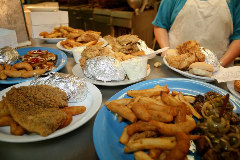 10 North Carolina Fish Camps Locals Say Never Miss The Mark - Decor Hint Forest City Fish Camp