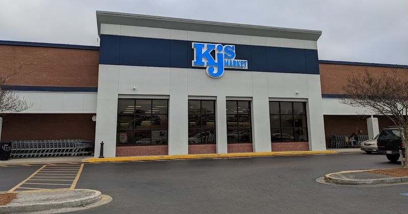 KJ's Market On St Andrews Road