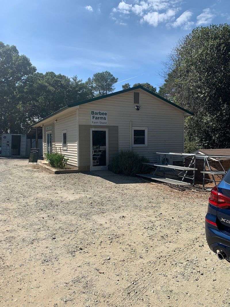 North Carolina Grocery Stores Where Meat Lovers And Friendly Service Meet - Decor Hint Barbee Farms Country Store