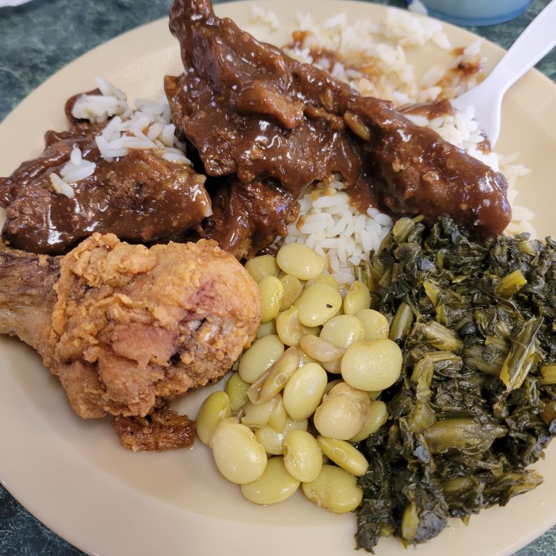 Pop Bellies Restaurant 