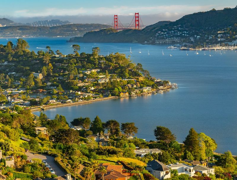 18 California Neighborhoods In 2025 Poised To Be The Most Expensive To Buy A Home - Decor Hint Tiburon