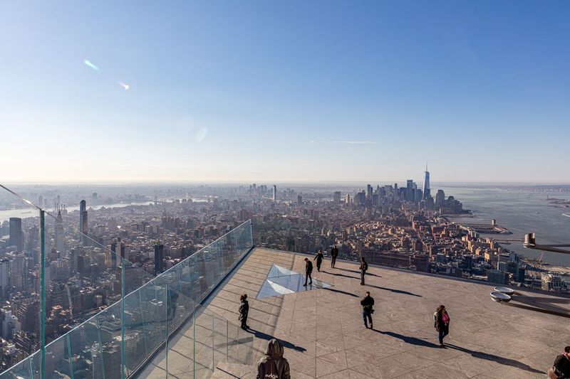 22 New York Tourist Traps Every Local Knows To Avoid (Here's What To Do Instead) - Decor Hint The Edge Sky Deck