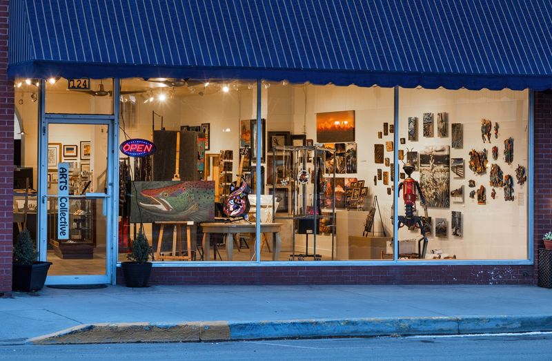 18 Colorado Artisan Markets That Celebrate Mountain Creativity - Decor Hint Salida Art Walk