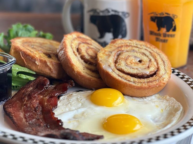 16 Utah Fish Fries Worth Visiting For That Golden, Down-Home Crunch - Decor Hint Black Bear Diner – Woods Cross