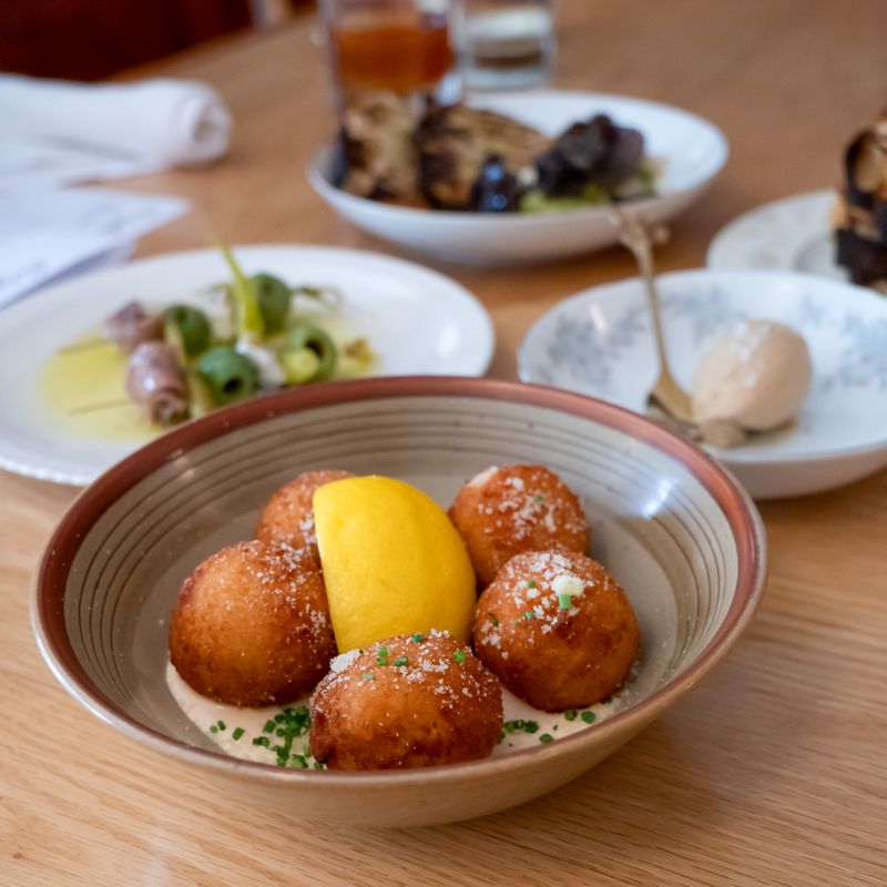 Minneapolis, Minnesota Restaurants With James Beard Honors You Need To Visit - Decor Hint The Bungalow Club