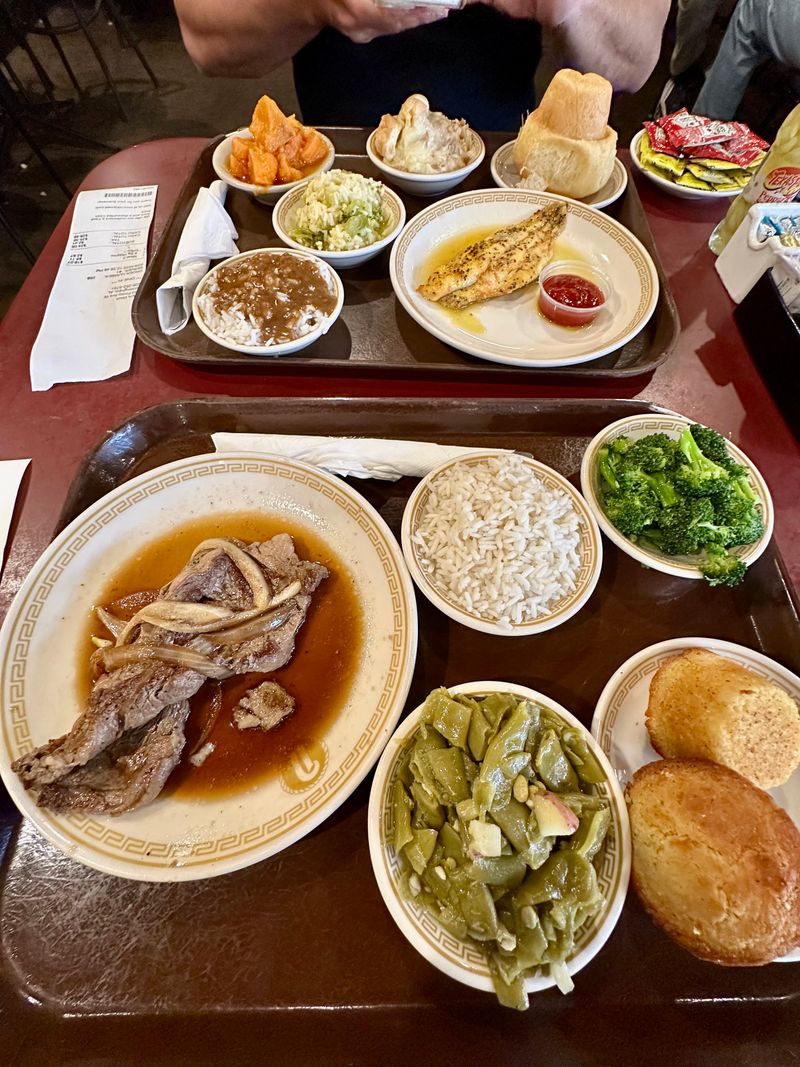 Niki's West Steak and Seafood