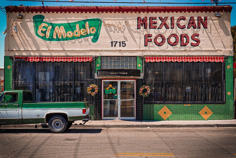 15 Hidden New Mexico Cafés That Feel Like Stepping Into Grandma's Kitchen - Decor Hint El Modelo Mexican Foods