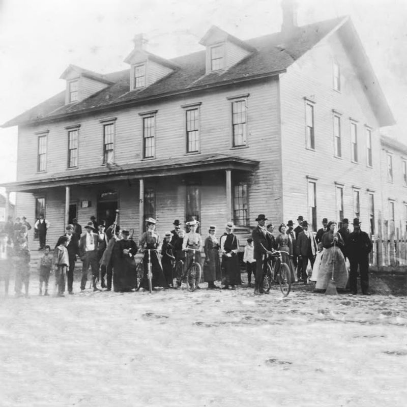 Things That Make Fayette One Of Michigan's Most Intriguing Abandoned Towns - Decor Hint Diverse Immigrant Community