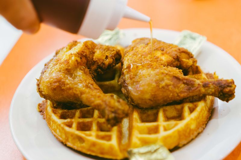 New York Soul Food Buffets That Feel Like A Trip To The South - Decor Hint Amy Ruth's