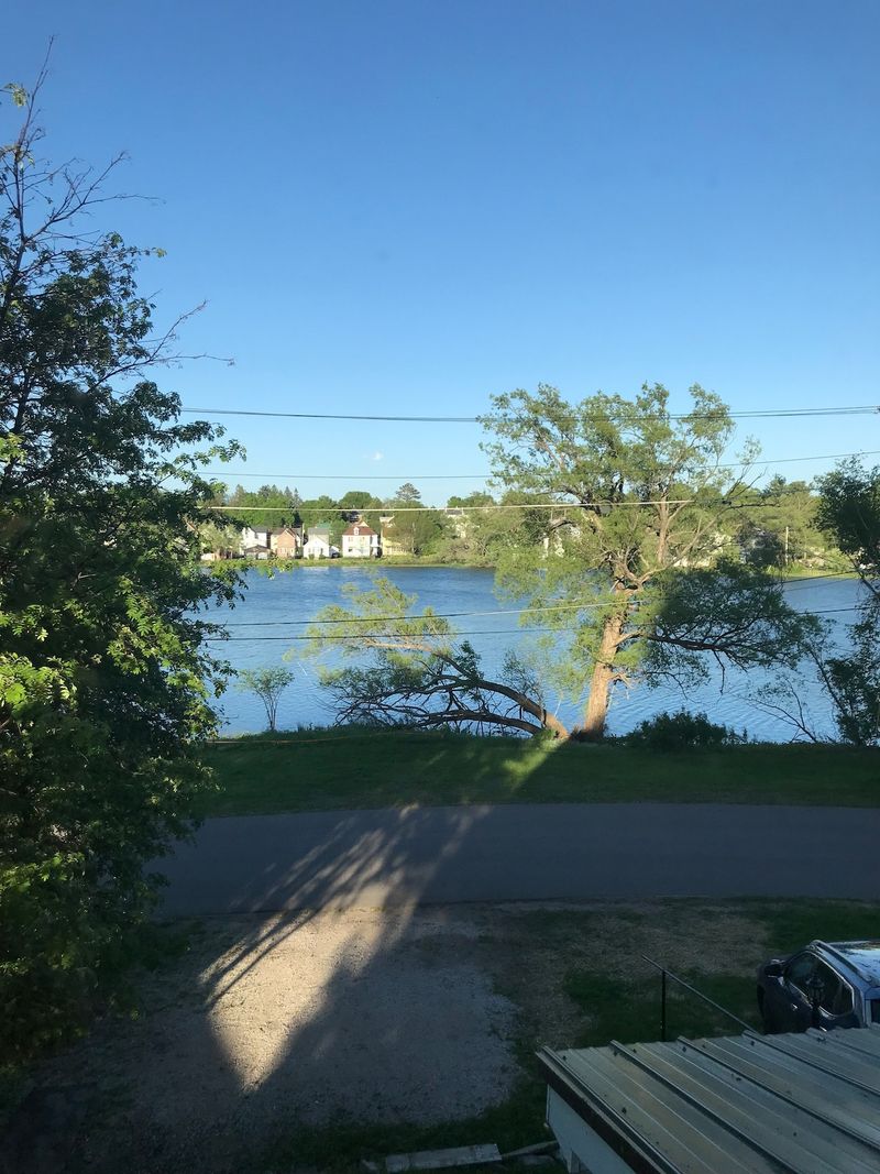 Michigan's Overlooked Upper Peninsula City With Lake Views And A Quirky Charm - Decor Hint Lake Bancroft's Stunning Sunsets