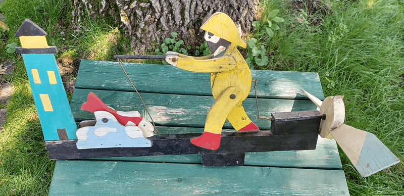 Whirligigs And Wind Toys