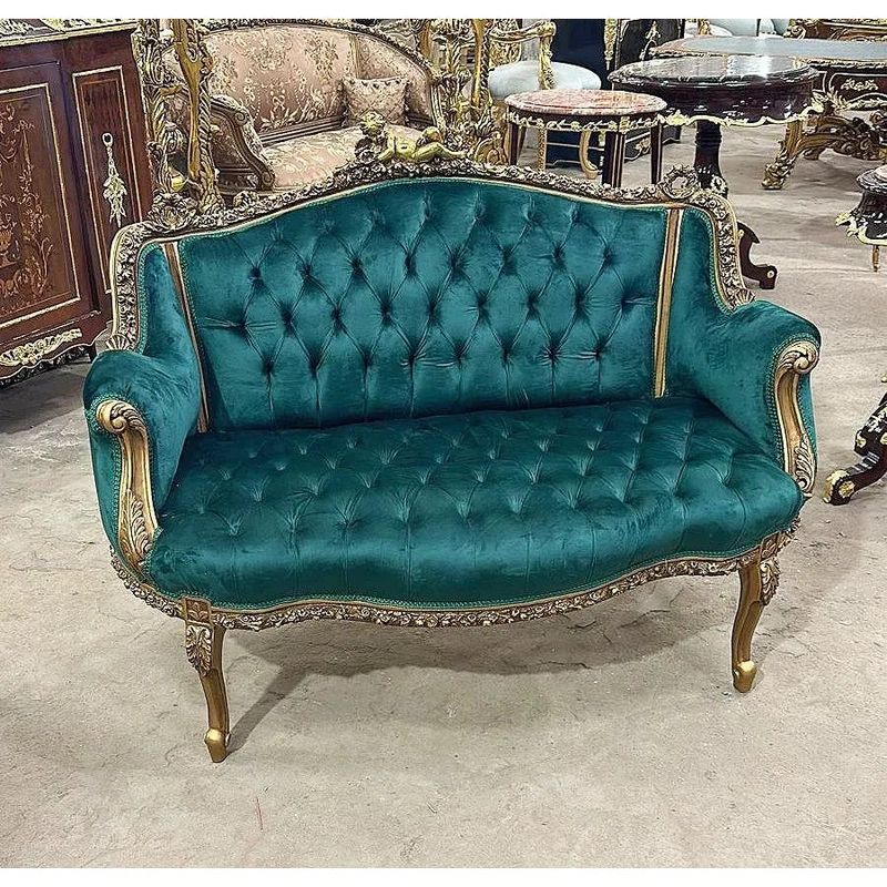 11 Furniture Trends Michigan Homes Are Bringing Back - Decor Hint Velvet Tufted Sofas