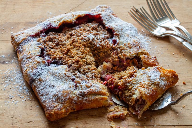 15 Dessert Destinations In Massachusetts Worth Visiting This Thanksgiving - Decor Hint Clear Flour Bread - Brookline