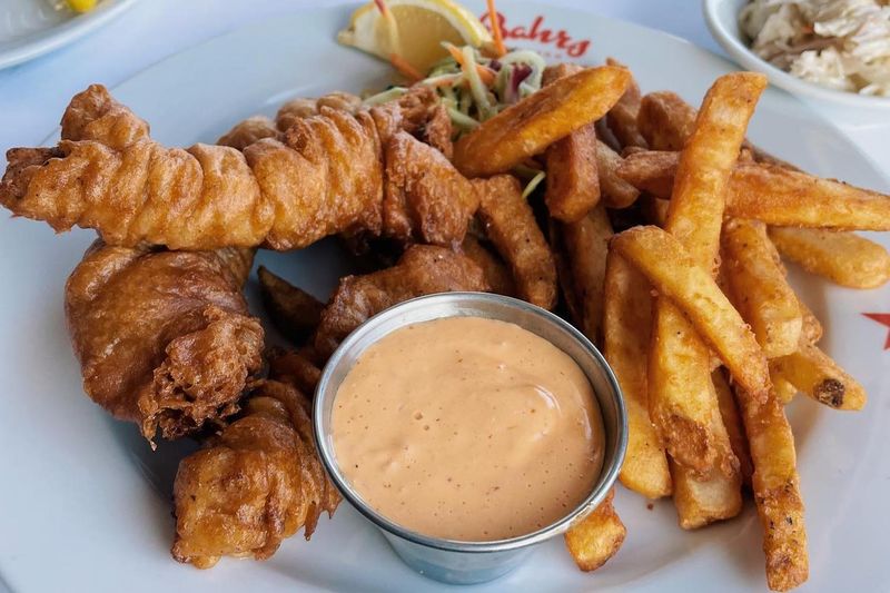 Bahrs Restaurant & Marina