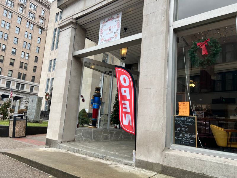 12 Underrated Italian Restaurants In West Virginia Serving Food Straight Out Of Nonna's Kitchen - Decor Hint Oliverio's Cash & Carry - Clarksburg