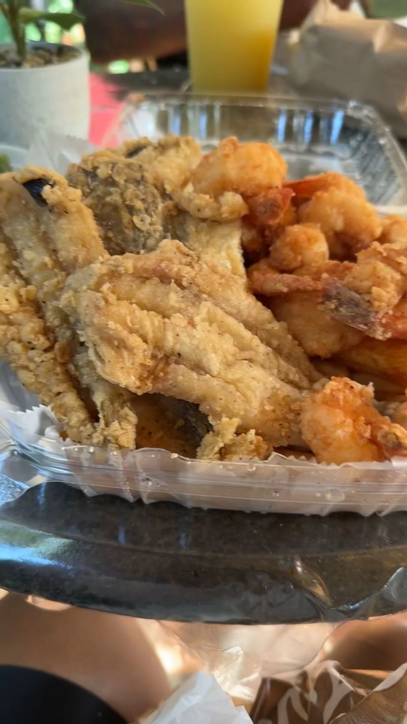 9 New York Restaurants That Serve Fried Fish Done Right - Decor Hint Bed-Stuy Fish Fry