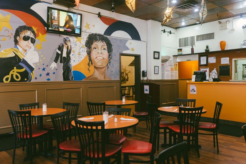 Southern-Style Catfish Done Right In These New York Restaurants - Decor Hint Amy Ruth's, Harlem Breakfast And Beyond