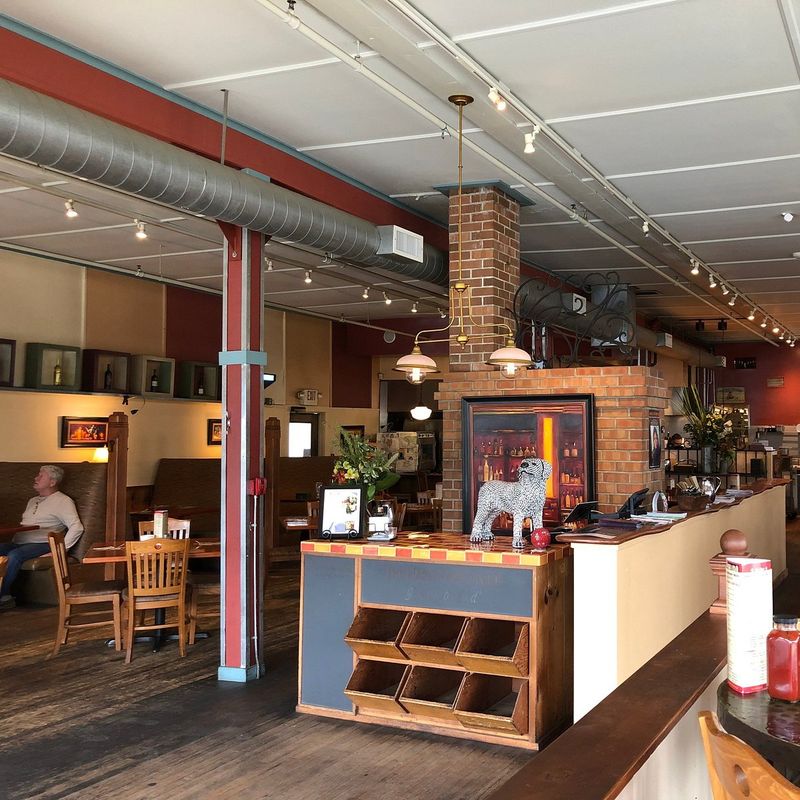 Unexpected Washington Hardware Stores That Double As Design Inspiration - Decor Hint Vashon Hardware Store Restaurant