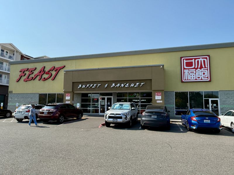 Convenient Renton Location With Parking