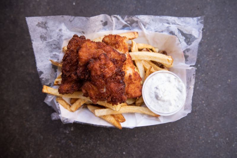 11 Washington Fried Fish Spots Locals Swear By For Crispy Perfection And Northwest Flavor - Decor Hint Jack's Fish Spot – Seattle (Pike Place Market)