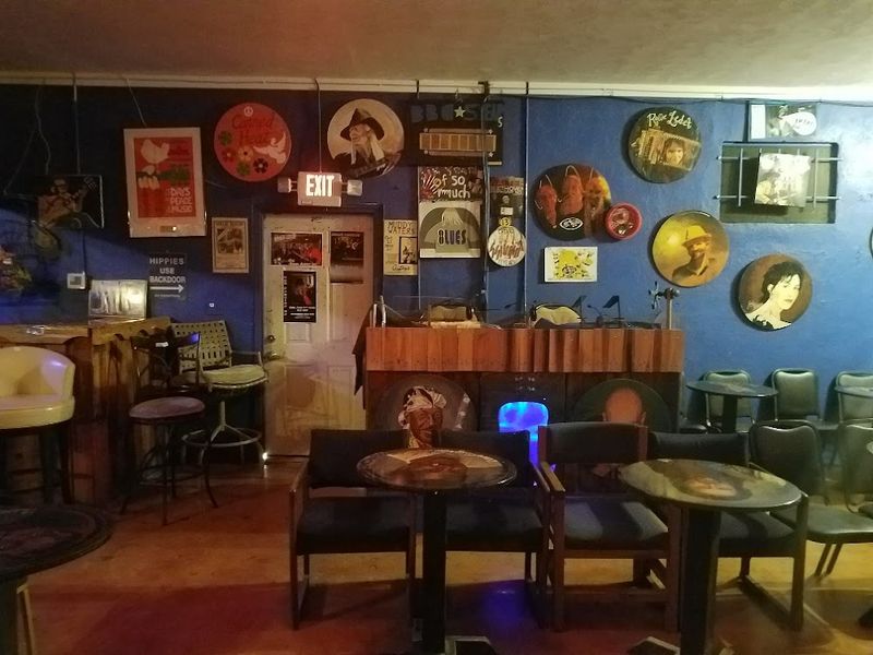 13 Alabama Soul Food Spots That Keep Tradition Alive - Decor Hint Gip's Place