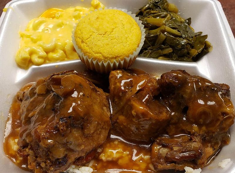 17 Arkansas Soul Food Spots Locals Say Are Just Too Good To Share - Decor Hint The So Full Café – Little Rock