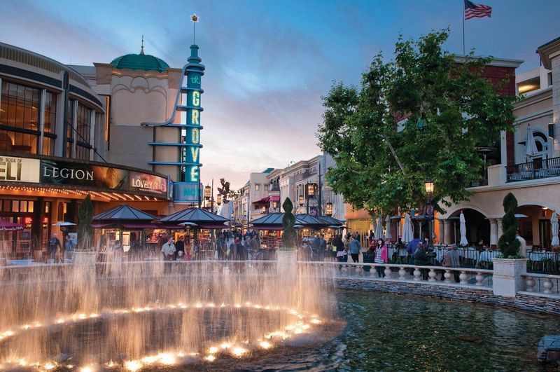 18 California Spots Locals Try To Avoid - Decor Hint The Grove, Los Angeles