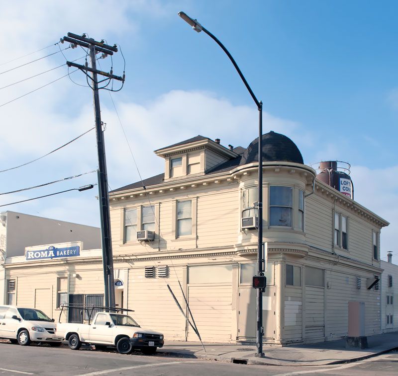 12 California Bakeries Still Baking Sourdough The Old-Fashioned Way - Decor Hint Roma Bakery