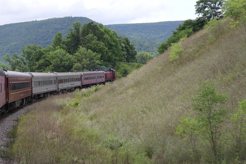 Pennsylvania Train Rides Showing Off The State's Most Beautiful Views - Decor Hint Tioga Central Railroad