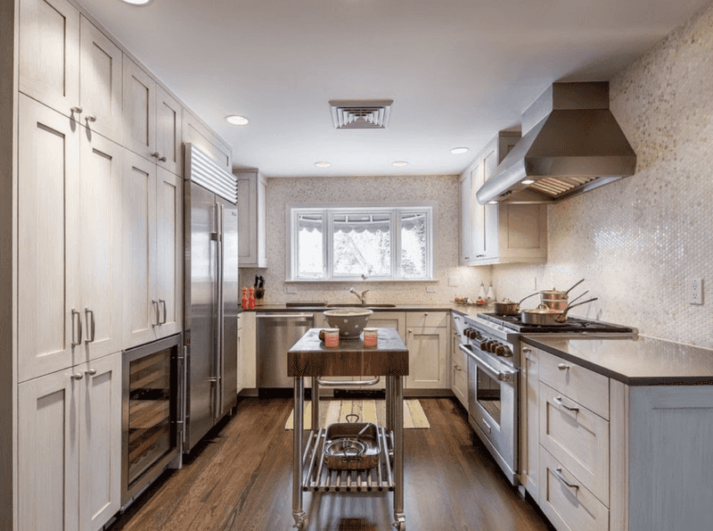 Avoid These 9 Common Mistakes In Wisconsin Kitchens, And Try These 9 Stylish Alternatives - Decor Hint No Dedicated Eating Area Makes Meals An Afterthought