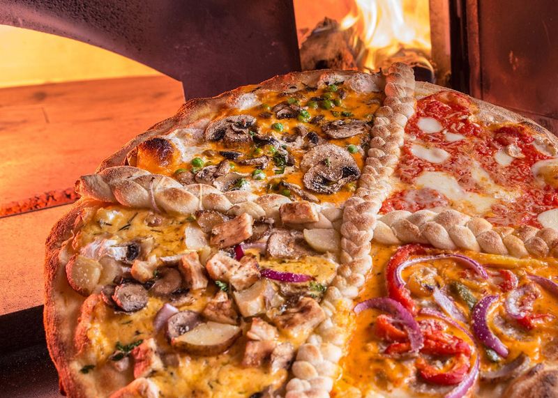 11 Nevada Pizza Joints Worth The Trip For Serious Flavor - Decor Hint Flat Earth Pizza - Carson City