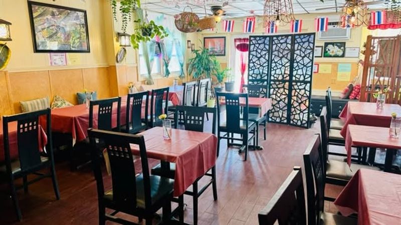 Crispy California Chicken-Fried Steaks You Can't Miss - Decor Hint Twist On Thai's Fusion Experiment