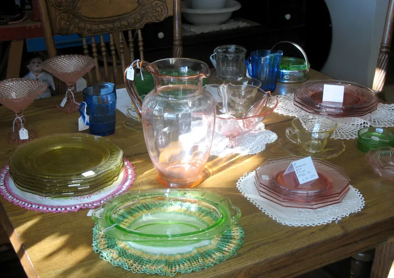 7 Antiques Pennsylvania Collectors Are Buying And 5 They're Letting Go - Decor Hint Depression Glass