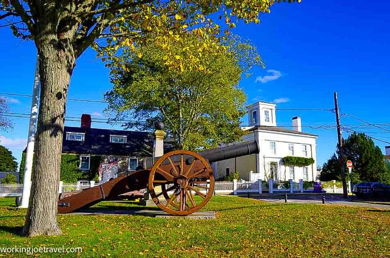 Beautiful Spots That Prove This Connecticut Coastal Town Is A True Hidden Treasure - Decor Hint Cannon Square