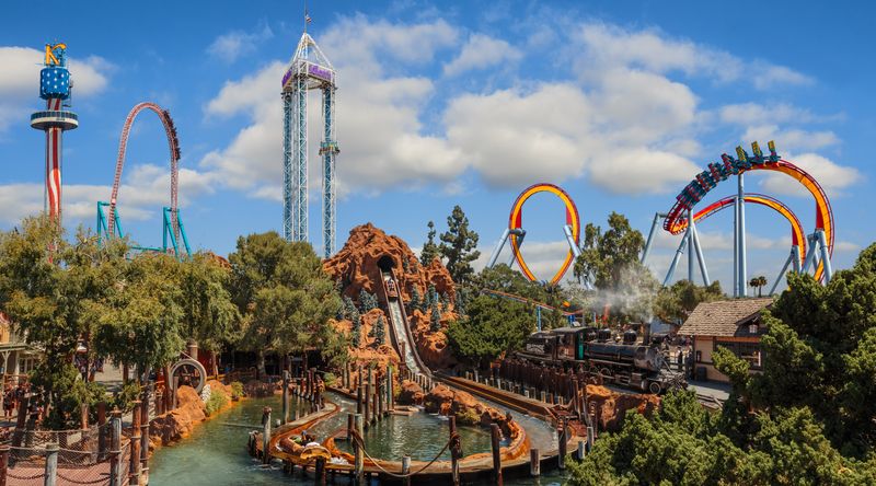 Top Things To Do In Southern California - Decor Hint Knott's Berry Farm