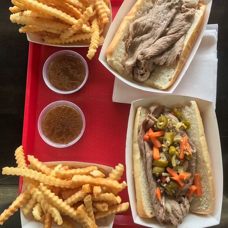 D&D Dogs, Burgers and Sandwiches – Chicago, IL