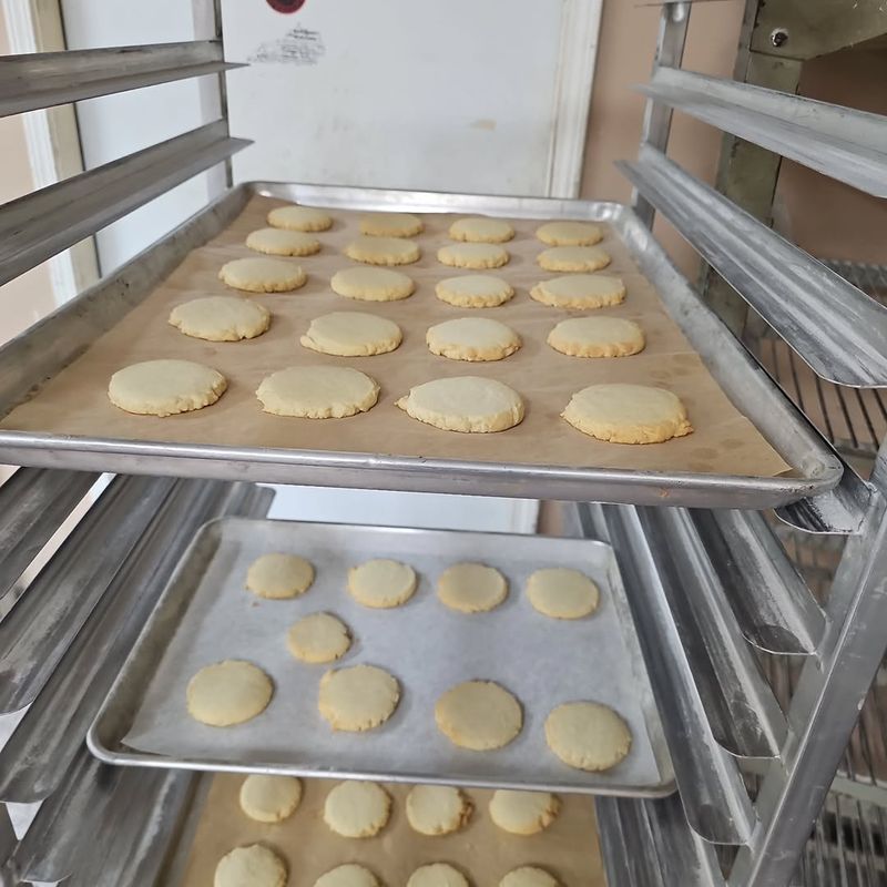 On The Hunt For Donuts In Small-Town Kentucky: 10 Shops, 2 Winners - Decor Hint Sweet Sunrise Bakery, Berea