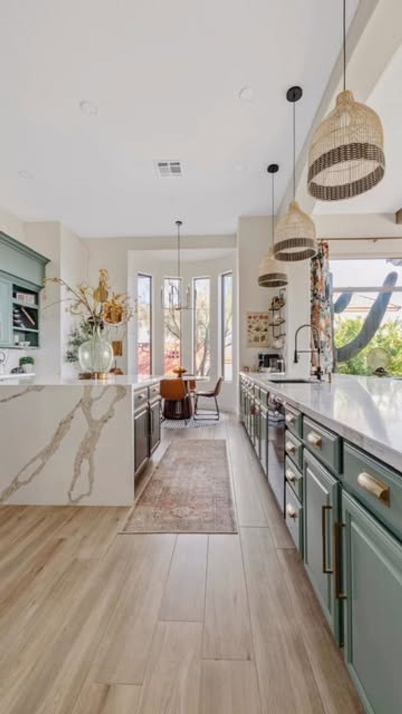 14 Kitchen Design Flaws Ohio Homebuyers Try To Avoid - Decor Hint Wall-to-Wall Carpeting in Kitchen