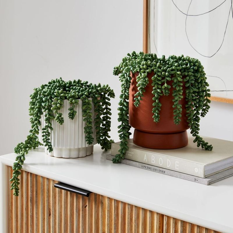 Using Poor-Quality Faux Plants