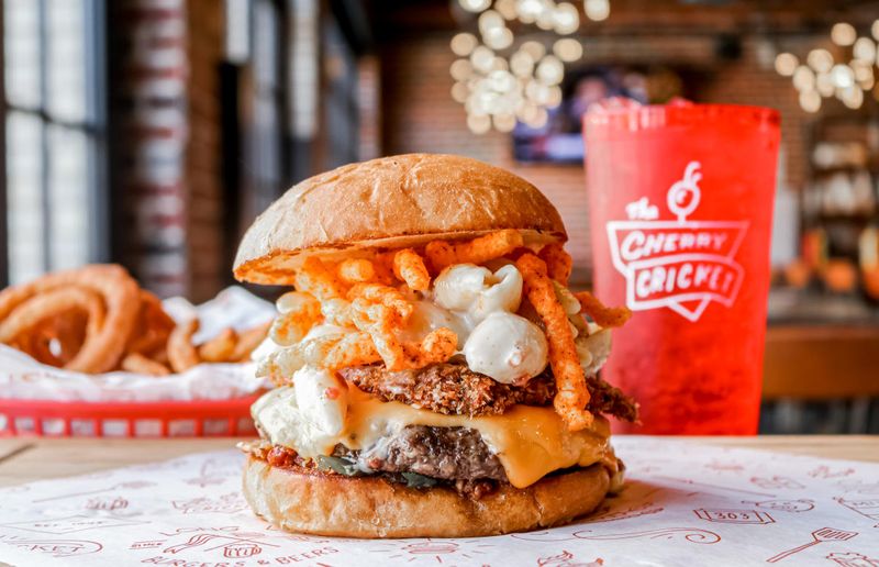 15 Must-Try Colorado Burger Spots With Double Cheeseburgers Everyone Talks About - Decor Hint The Cherry Cricket