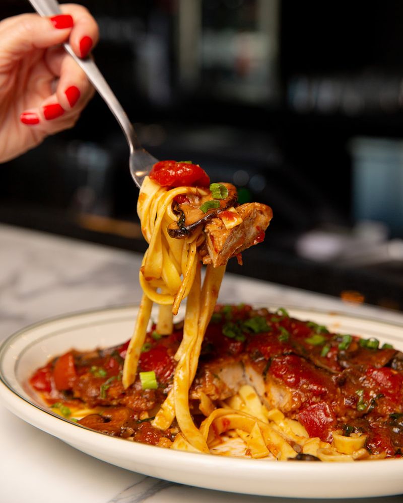 14 Italian Restaurants In Mississippi That Have Perfected The Art Of Spaghetti And Meatballs - Decor Hint Amerigo - Multiple Locations