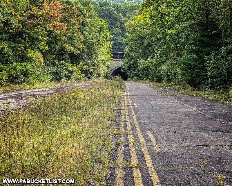 Things You Probably Didn't Know About Pennsylvania's Most Unique Tunnel - Decor Hint Featured in Post-Apocalyptic Movies