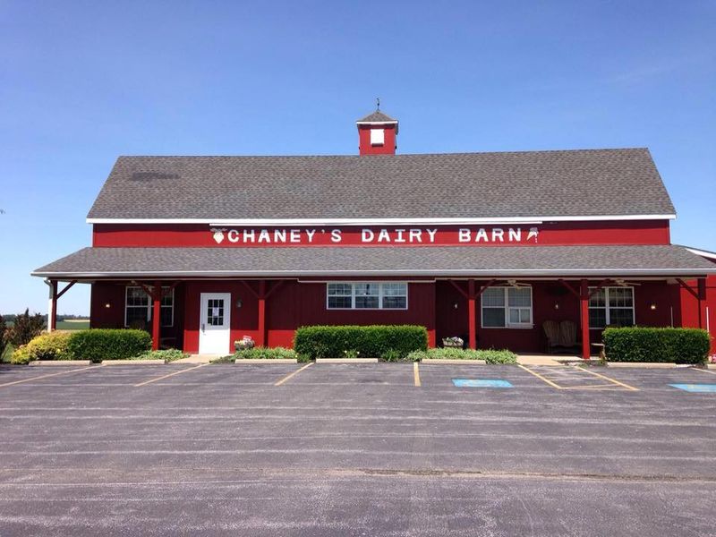 16 Kentucky Grocery Stores Locals Trust For Quality Meat And True Bluegrass Tradition - Decor Hint Chaney's Dairy Barn