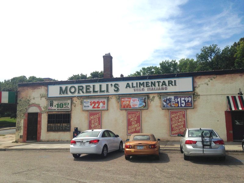 20 Minnesota Grocery Stores Delivering Old-School Quality And Fresh Flavorful Meat - Decor Hint Morelli's Market
